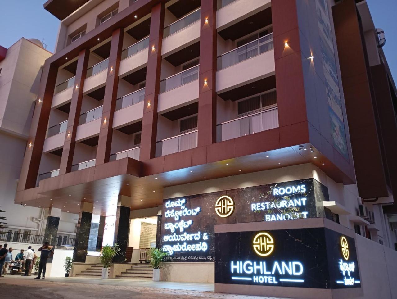 Highland Hotel Bangalore Extérieur photo