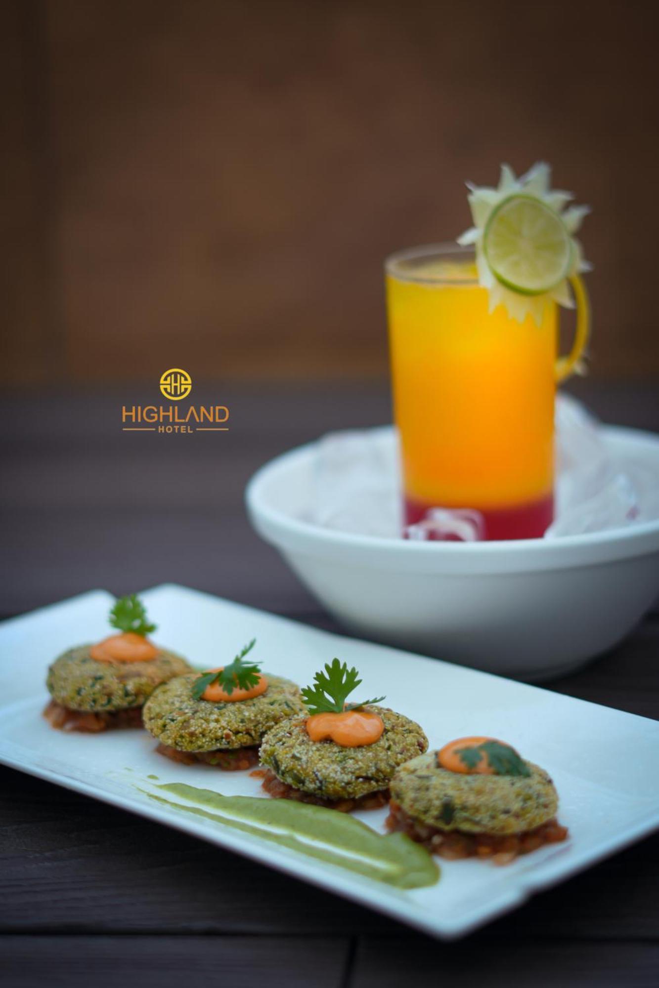 Highland Hotel Bangalore Extérieur photo